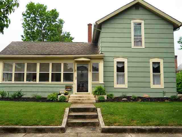 728 Richmond St, Kendallville, IN 46755 photo 1