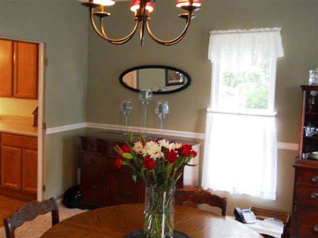 728 Richmond St, Kendallville, IN 46755 photo 15