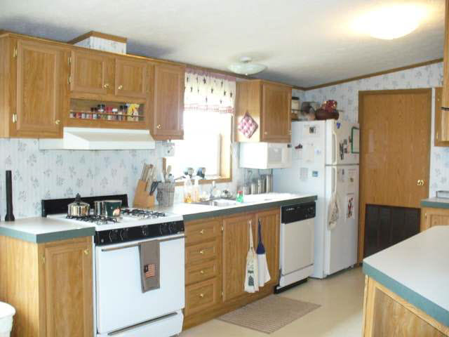 7107 E Baseline Rd, Avilla, IN 46710 photo 3