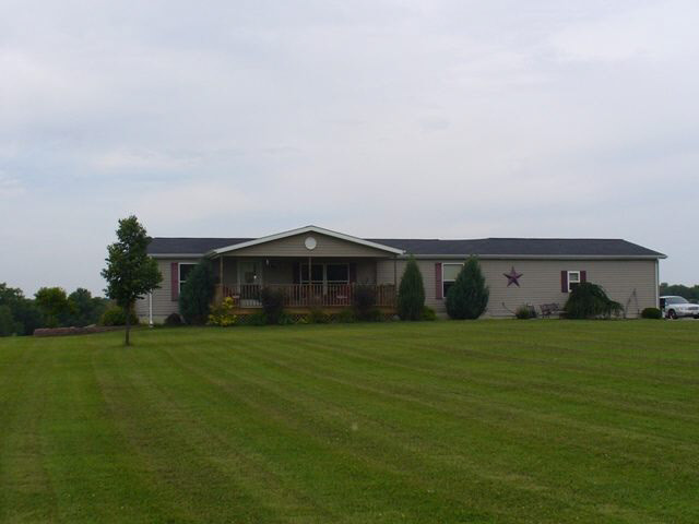 7107 E Baseline Rd, Avilla, IN 46710 photo 1