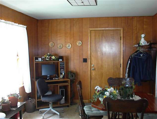 216 E Grove St, Kendallville, IN 46755 photo 5