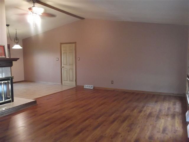 13 Thornwood Dr, Garrett, IN 46738 photo 6