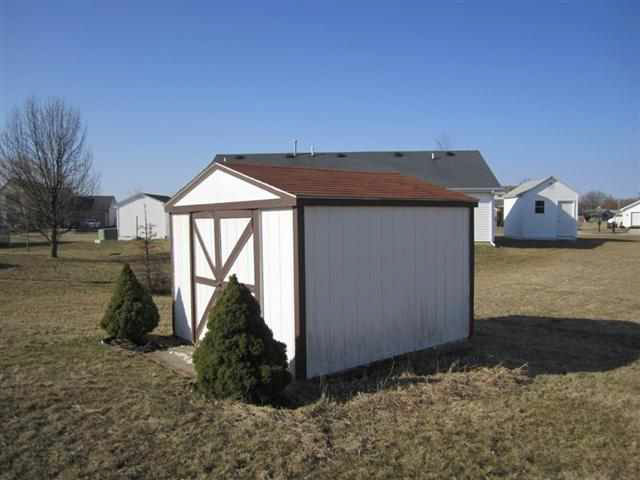 1205 Virginia Ln, Auburn, IN 46706 photo 16