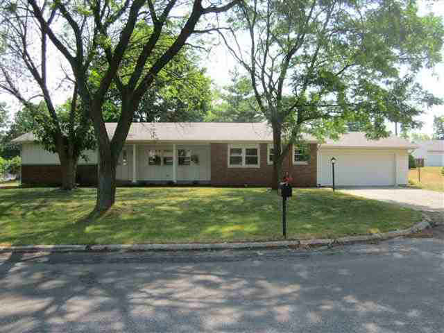 514 N Liberty Dr, Albion, IN 46701 photo 1