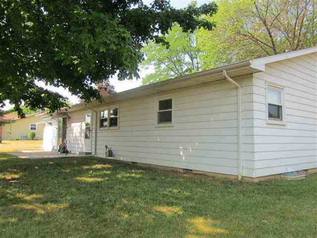 514 N Liberty Dr, Albion, IN 46701 photo 5