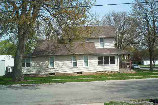 710 S Walsh St, Garrett, IN 46738 photo 6