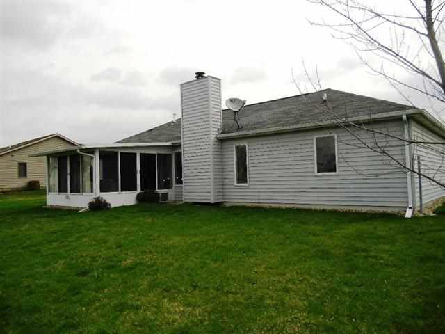 209 Knoll Ridge Blvd, Kendallville, IN 46755 photo 2