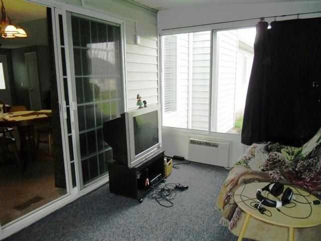 209 Knoll Ridge Blvd, Kendallville, IN 46755 photo 3
