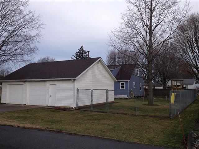 923 E 5th, Auburn, IN 46706 photo 3