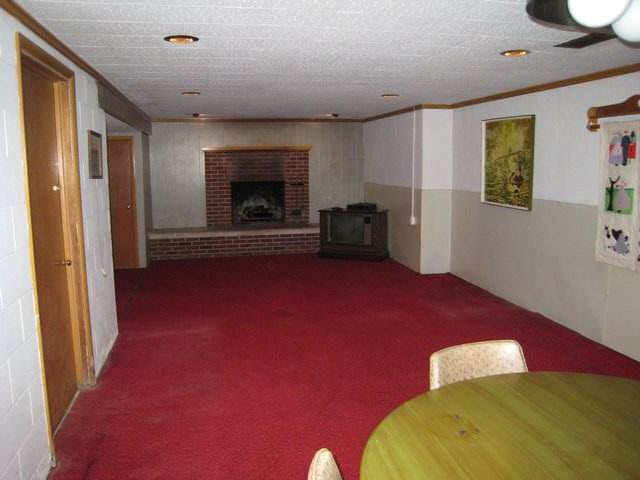 2032 Walden Dr, Auburn, IN 46706 photo 7