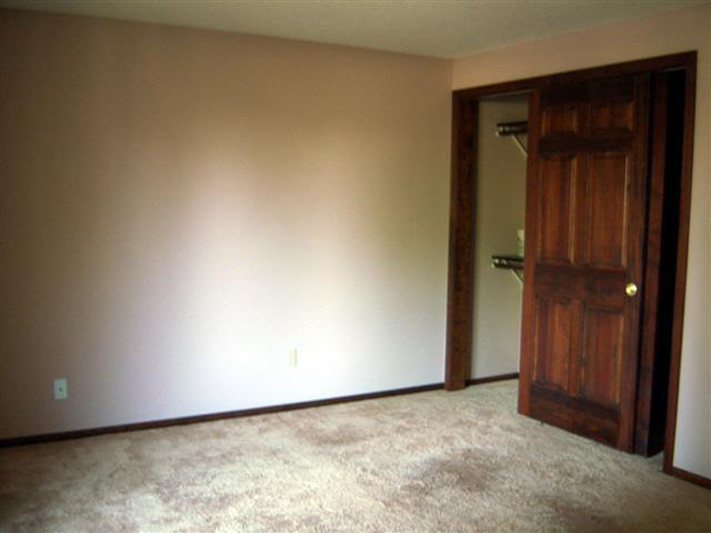 1817 Maple Ln, Garrett, IN 46738 photo 6
