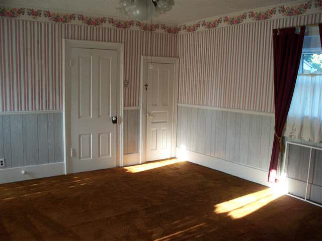 509 Sixth St, Howe, IN 46746 photo 21