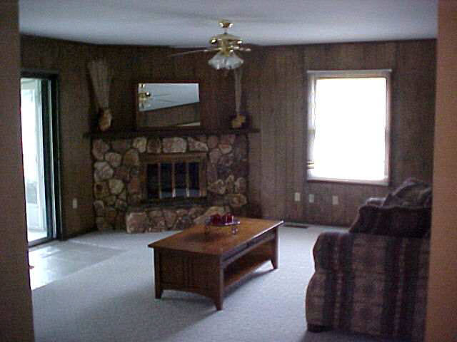 814 Hawthorne Ct, Auburn, IN 46706 photo 3