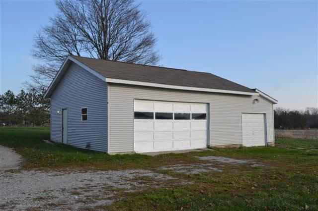 3180 E 800 N, Kendallville, IN 46755 photo 2