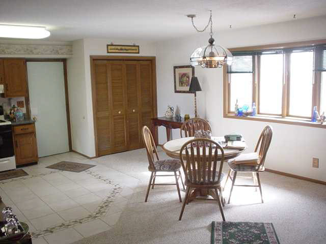 700 Bluffview Dr, Angola, IN 46703 photo 7