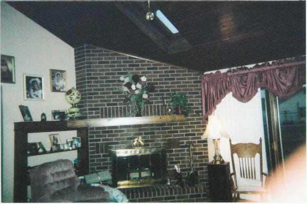 1117 Zimmerman Dr, Auburn, IN 46706 photo 3