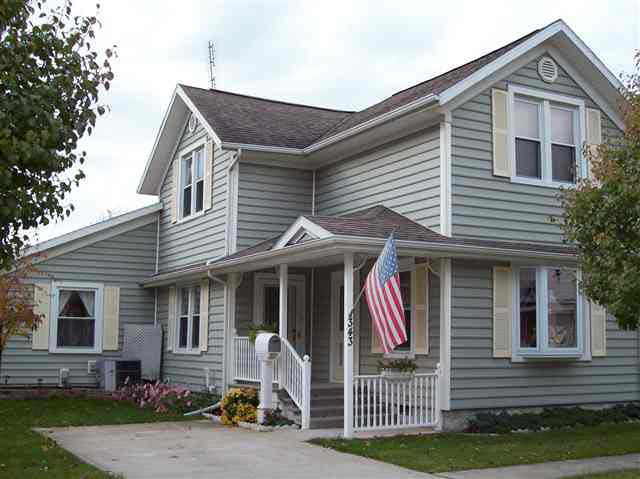 343 W Grant St, Lagrange, IN 46761 photo 1