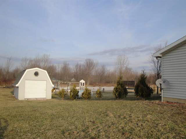 1830 S 500e Royer Lk, Lagrange, IN 46761 photo 3