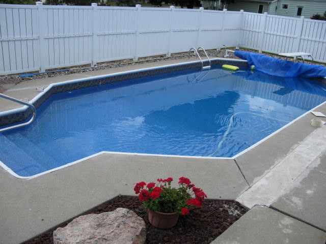 320 N John St, Butler, IN 46721 photo 8