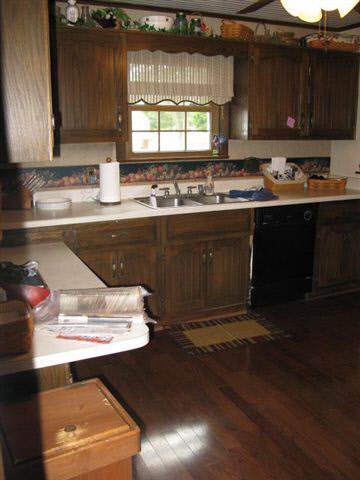 320 N John St, Butler, IN 46721 photo 4