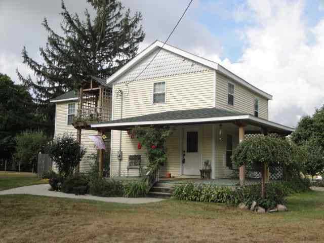 508 7th St, Howe, IN 46746 photo 1