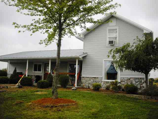 6568 E State Road 8, Kendallville, IN 46755 photo 1