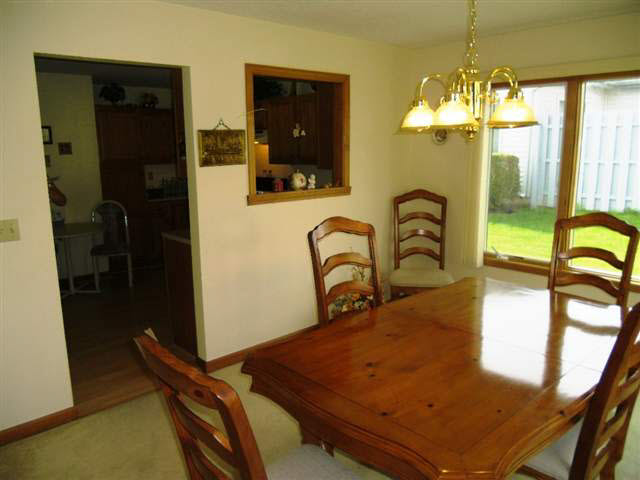 543 Warren Dr, Kendallville, IN 46755 photo 15