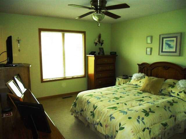 543 Warren Dr, Kendallville, IN 46755 photo 22