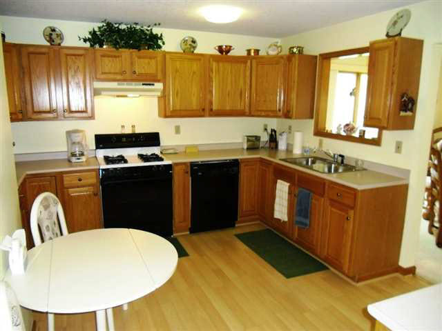 543 Warren Dr, Kendallville, IN 46755 photo 12