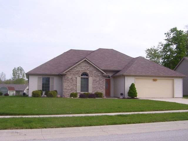1300 Ashwood Dr, Auburn, IN 46706 photo 1