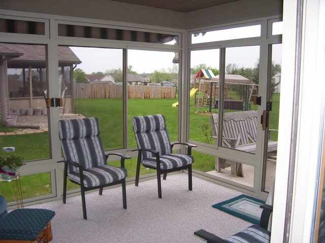 1300 Ashwood Dr, Auburn, IN 46706 photo 8