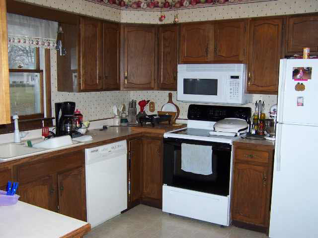 1525 N 080e, Lagrange, IN 46761 photo 4