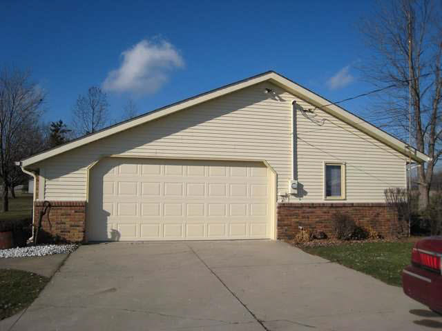 5783 State Road 8, Auburn, IN 46706 photo 8