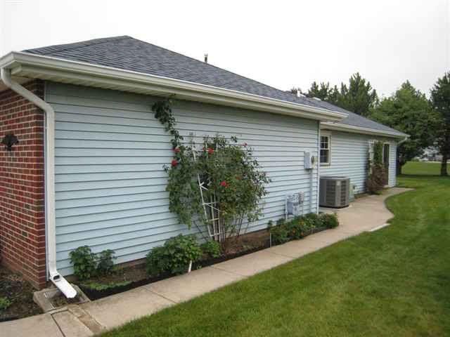 1001 Elm St, Auburn, IN 46706 photo 11