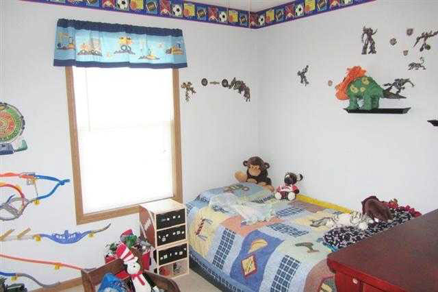 204 N Deborah Dr, Fremont, IN 46737 photo 14