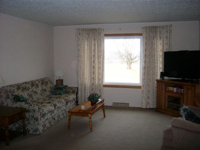 2512 E State Road 8, Albion, IN 46701 photo 7