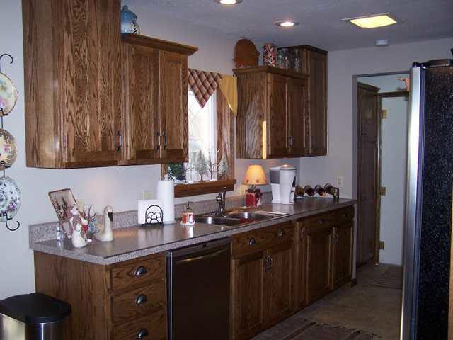 403 W North St, Lagrange, IN 46761 photo 3