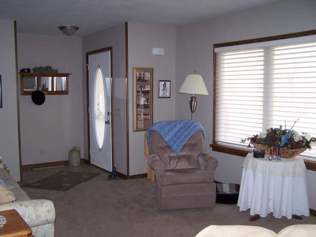 403 W North St, Lagrange, IN 46761 photo 7