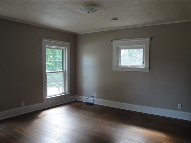 602 Sixth St, Howe, IN 46746 photo 12