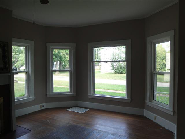 602 Sixth St, Howe, IN 46746 photo 6