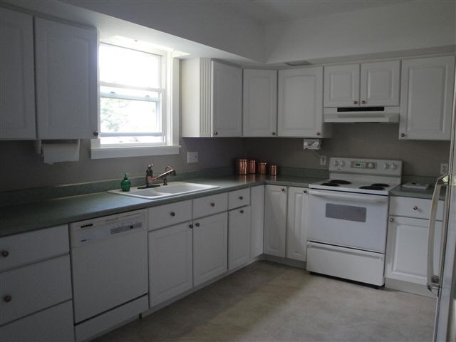 602 Sixth St, Howe, IN 46746 photo 3
