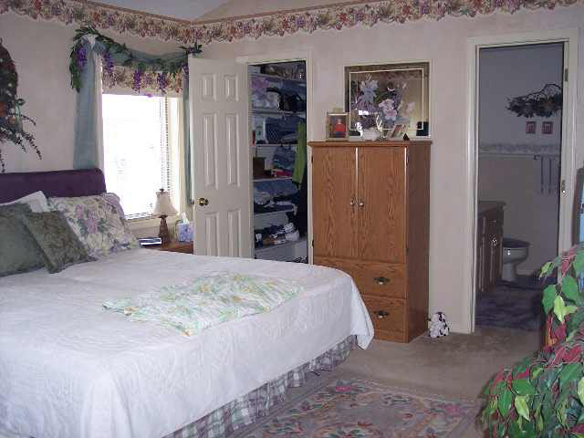 1005 Ashwood Dr, Auburn, IN 46706 photo 6