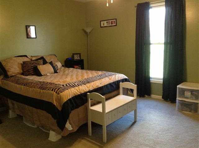 806 Steven Lee Dr, Angola, IN 46703 photo 12