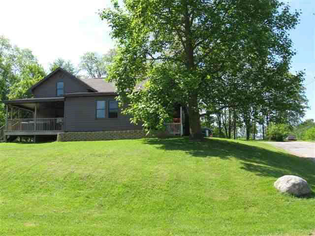 9670 E 350s, Lagrange, IN 46761 photo 2