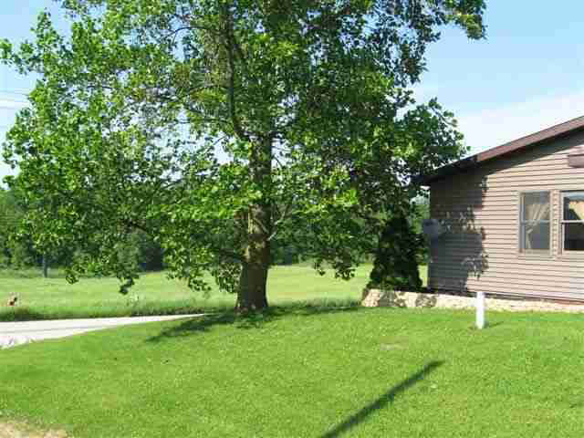 9670 E 350s, Lagrange, IN 46761 photo 8