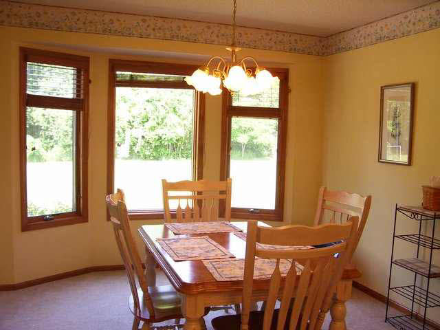 2111 Laforge Ln, Auburn, IN 46706 photo 3