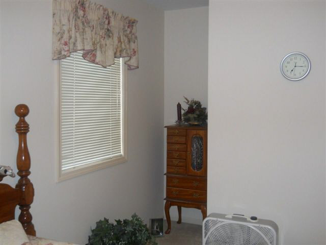 1303 Elm St, Auburn, IN 46706 photo 12