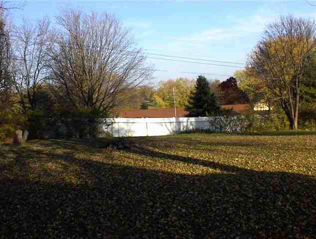 107 Hillcrest Dr, Kendallville, IN 46755 photo 5
