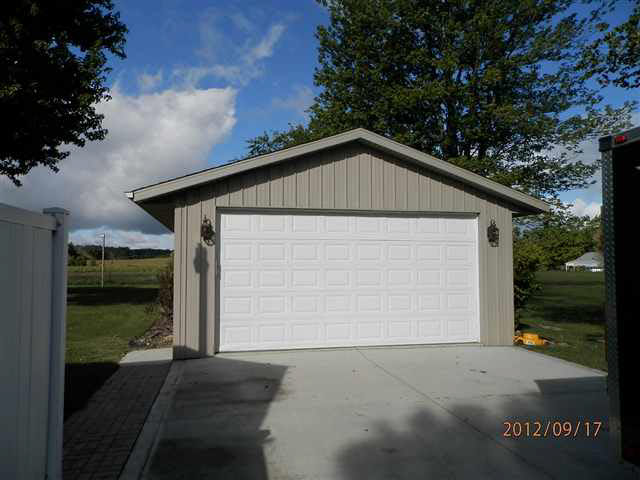865 N 155 W, Angola, IN 46703 photo 5