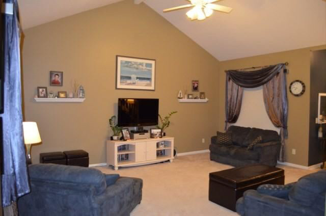 817 Darwillow Ct, Huntertown, IN 46748 photo 3